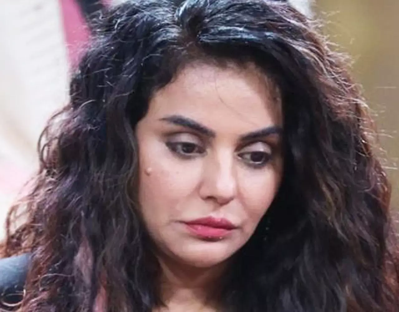 Bigg Boss 18: बिग बॉस 18 में बुरा फंसीं सारा अरफीन खान, शो से बाहर फेंक दिखाई औकात, जानिए पूरा माजरा...