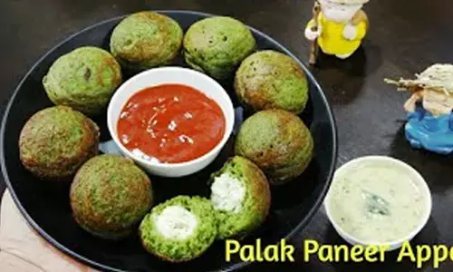 Palak Paneer Appe Recipe: वेट गेन से बचना है तो बनाइए चम्मच भर तेल में पौष्टिक पालक पनीर अप्पे, पढ़िए रेसिपी...