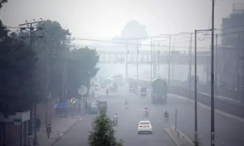 Lockdown in Pakistan: पाकिस्तान में लगा लॉकडाउन, AQI हुआ 2000 के पार, हालात बेहद खराब, पार्क-म्यूजियम बंद, सख्त हुई सरकार