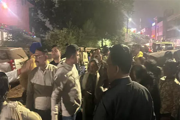 Bhilai News: भिलाई के स्‍मृति नगर थाने में बवाल: आरोपी की जेल में बिगड़ती तबीयत, परिजनों ने लगाया मारपीट का आरोप
