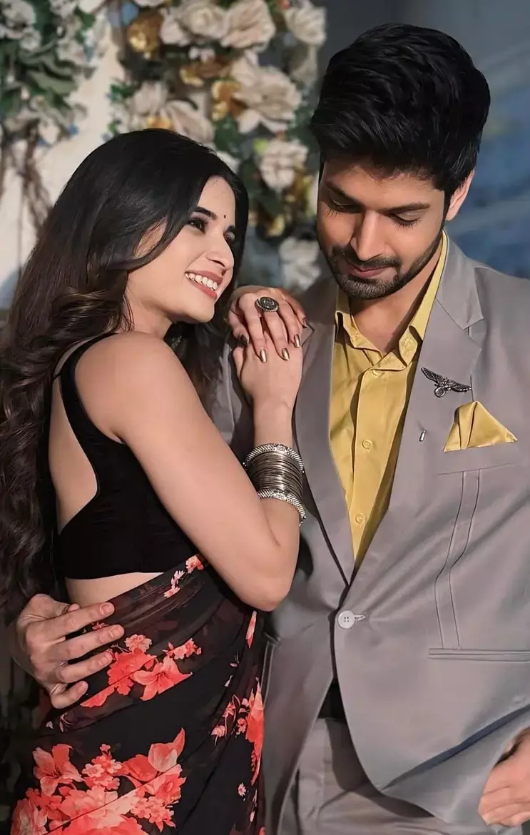 Ghum Hai Kisikey Pyaar Meiin 13 December 2024: सवि-रजत के बीच फिर आएगी दूरी, बोरिया-बिस्तर के साथ आशका को बाहर फेंकेगा अर्श...