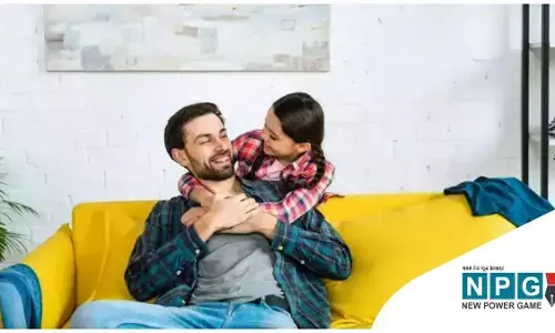 स्कूल से लौटने पर बच्चों के साथ ऐसा व्यवहार करें, जिससे उनका दिन बेहतर बने