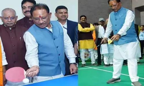 Chhattisgarh News: विष्णुदेव साय ने स्पोर्ट्स कांप्लेक्स का किया लोकार्पण: सीएम और डिप्‍टी सीएम ने टेबल टेनिस, स्क्वैश और बैडमिंटन में आजमाया हाथ