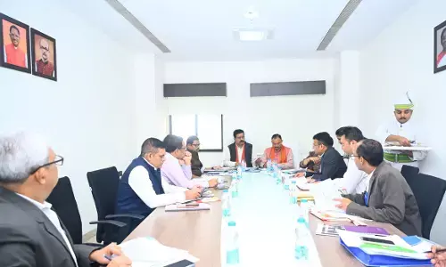 CG में नशीली दवाओं के विक्रय करने वालों पर होगी कठोर कार्रवाई, गृह मंत्री ने ली अधिकारियों की बैठक...