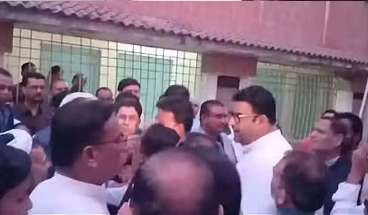 Bilaspur News: नगर निगम के पूर्व महापौर को अनुशासनहीनता के आरोप में शहर कांग्रेस कमेटी ने थमाई नोटिस