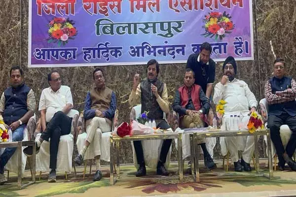 Chhattisgarh News: मिलर्स पंजीयन करायेंगे और बारदाना करेंगे जमा: छत्तीसगढ़ राइस मिलर्स की प्रदेश कार्यकारिणी की घोषणा