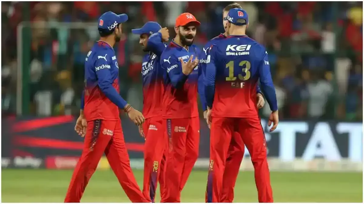 RCB की कप्तानी पर Suspense क्या Virat Kohli बनेंगे एक बार फिर टीम के कप्तान आकाश चोपड़ा ने दी बड़ी प्रतिक्रिया