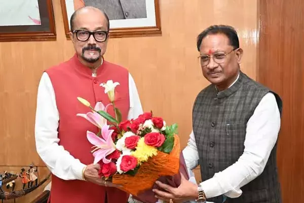 Chhattisgarh News: अचाकन राजभवन पहुंचे सीएम विष्‍णुदेव: राज्‍यपाल से की मुलाकात, जानिये.. क्‍या हुई बात