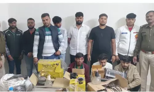 Bilaspur News: एक नाबालिग समेत एक दर्जन युवा हुक्का बार में उड़ा रहे थे धुआं, ये सभी रसूखदार परिवार से रखते है ताल्लुक