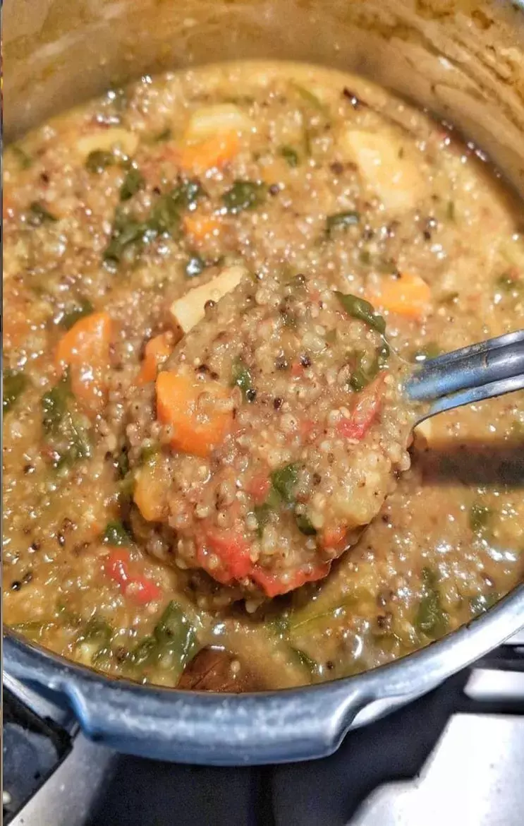 Light Dinner Options And Benefits: मटके जैसे पेट से बचना है तो रोटी-चावल छोड़िए, डिनर में लीजिए ये हल्की चीज़ें, फैट भी नहीं चढ़ेगा, मिलेंगे ये कमाल के फायदे भी...