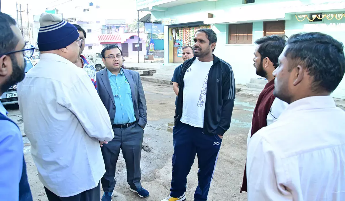 रायपुर स्मार्ट सिटी की घर तक 24 घंटे जलापूर्ति की महत्वाकांक्षी परियोजना का शुभारंभ जल्द ही, अधिकारियों के साथ पूरी प्रक्रिया जांचने निकले एमडी अबिनाश मिश्रा