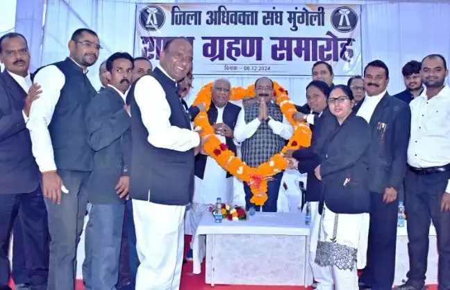 CG News: वकील मुकदमा जीतता है या सीखता है... हारता नहीं, उप मुख्यमंत्री ने जिला एवं सत्र न्यायालय में ई-लाइब्रेरी की घोषणा की