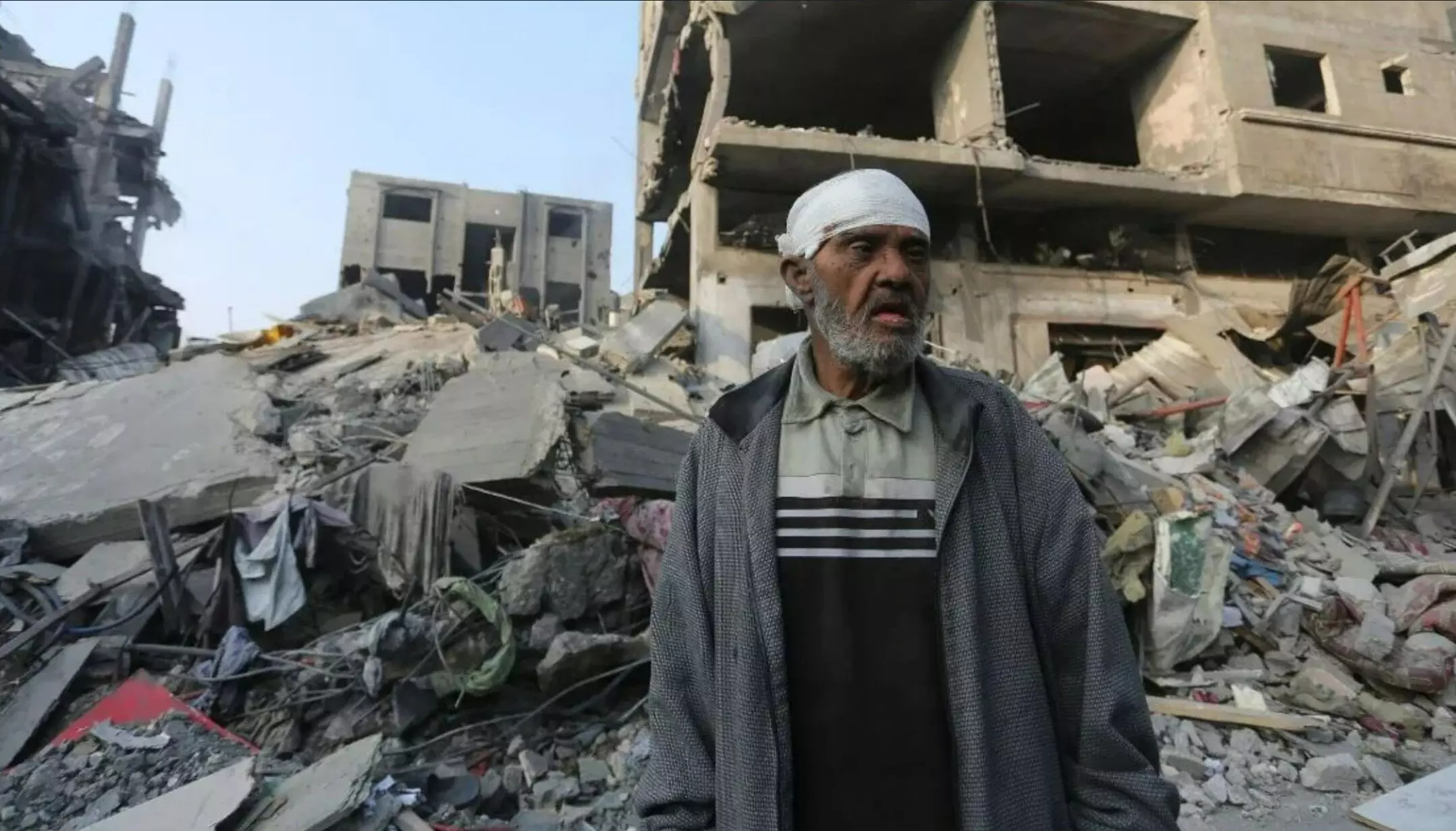 Syria Civil War: सीरिया में गृह युद्ध, विदेश मंत्रालय ने जारी की ट्रैवल एडवाइजरी, भारतीयों को देश छोड़ने के दिए निर्देश Syria Civil War: सीरिया में गृह युद्ध, विदेश मंत्रालय ने जारी की ट्रैवल एडवाइजरी, भारतीयों को देश छोड़ने के दिए निर्देश