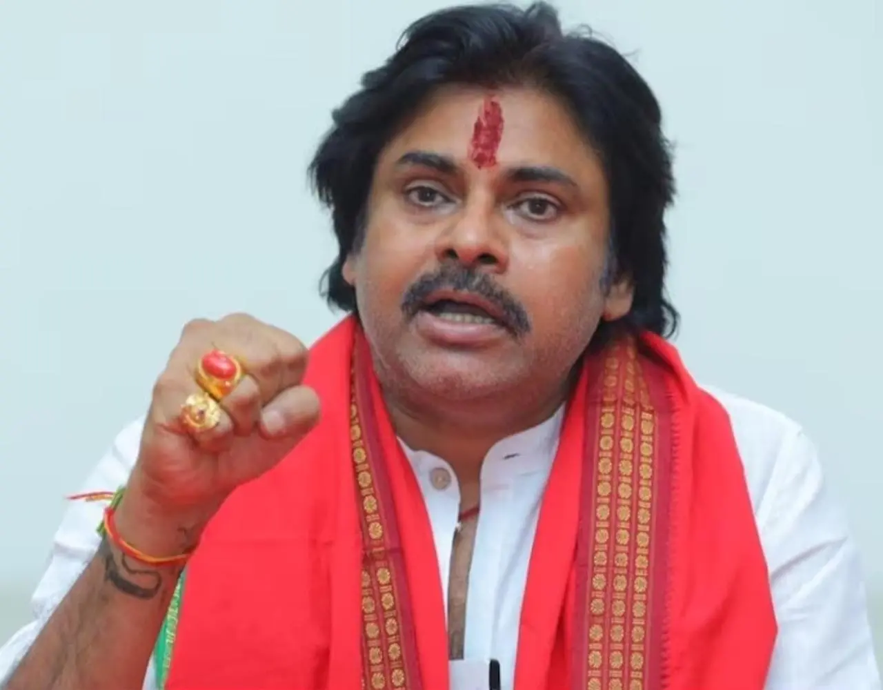 Pawan Kalyan Threat: डिप्टी CM और एक्टर पवन कल्याण को मिली जान से मारने की धमकी, मचा हड़कंप, जांच में जुटी पुलिस... Pawan Kalyan Threat: डिप्टी CM और एक्टर पवन कल्याण को मिली जान से मारने की धमकी, मचा हड़कंप, जांच में जुटी पुलिस...