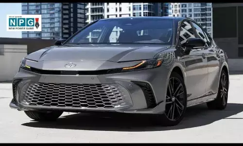 2025 Toyota Camry: टोयोटा की नई 2025 कैमरी, शानदार डिजाइन और हाईटेक फीचर्स के साथ भारत में होगी लॉन्च!
