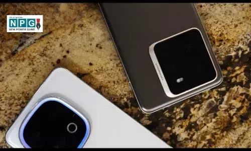 iQOO 13 Sale Price and Features: iQOO 13 की पहली सेल शुरू: 54,999 रुपये में मिलेगा फ्लैगशिप स्मार्टफोन की जैसी पावरफुल स्पेसिफिकेशन