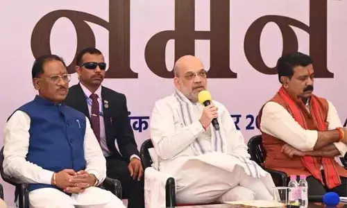 CG Visit of Amit Shah: शहीदों के परिजनों से मिले शाह: बोले- व्यर्थ नहीं जाएगी जवानों की शहादत, नक्सलवाद का करेंगे खात्मा