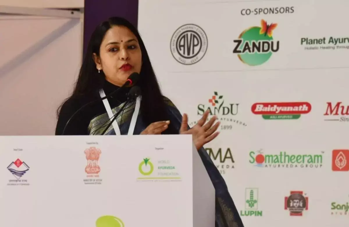 छत्तीसगढ़ में पारंपरिक वैद्यों का हो रहा सर्टिफिकेशन, बस्तर, दुर्ग और धमतरी के 100 से अधिक वैद्यों की चिकित्सा पद्धतियों का दस्तावेजीकरण पूर्ण...