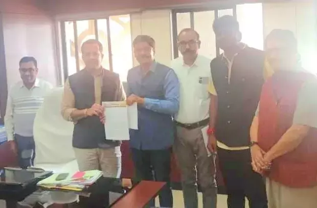 CG Teacher News: प्राचार्य व लेक्चरर पदोन्नति गतिरोध हुआ दूर, शालेय शिक्षक संघ व शिक्षा सचिव की हुई महत्वपूर्ण बैठक