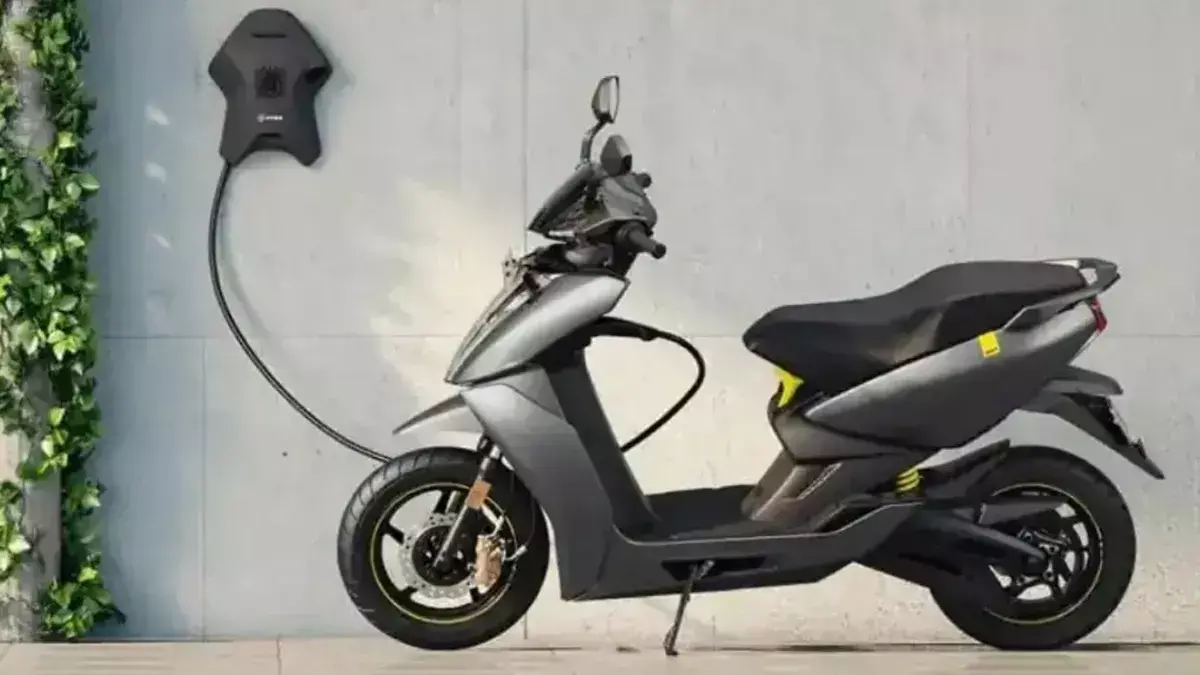 Improve Electric Scooter Range: अपना इलेक्ट्रिक स्कूटर चलाने के 5 आसान टिप्स, बढ़ाएं रेंज और परफॉर्मेंस!...