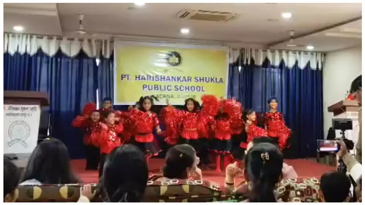 Pandit Harishankar Shukla Public School: पंडित हरिशंकर शुक्ला पब्लिक स्कूल कचना में उल्लास कार्यक्रम का आयोजन, छात्रों ने विभिन्न गतिविधियों में किया कौशल प्रदर्शन...