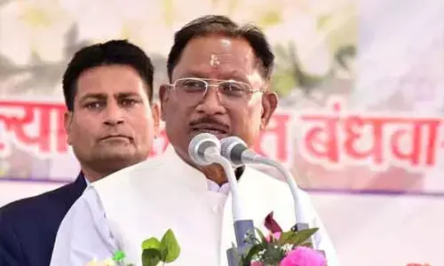 Chhattisgarh News: बाबा गुरू घासीदास के संदेशों को अपनाकर राज्य सरकार सबका साथ, सबका विकास के मूलमंत्र पर आगे बढ़ रही है