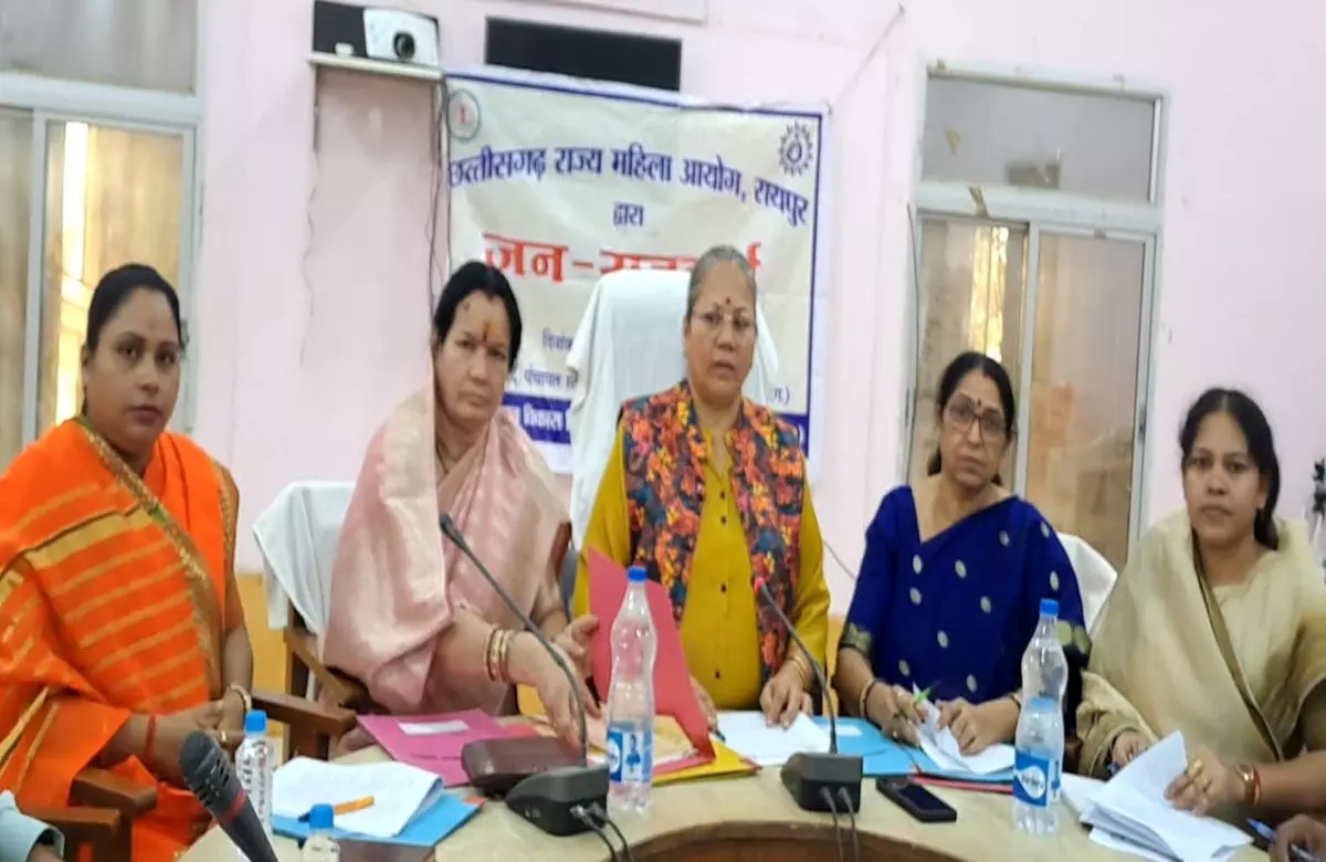 Head Master News: हेड मास्टर की अय्याशी से परेशान पत्नी बच्चों के साथ रहती है अलग, अब हर महीने पत्नी को देना होगा 20 हजार रुपये