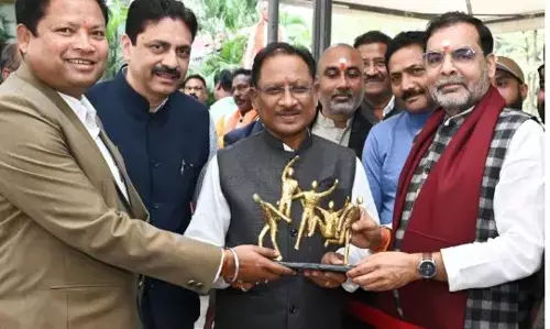 CM विष्णु देव साय से छत्तीसगढ़ वॉलीबॉल संघ के पदाधिकारियों ने की मुलाकात