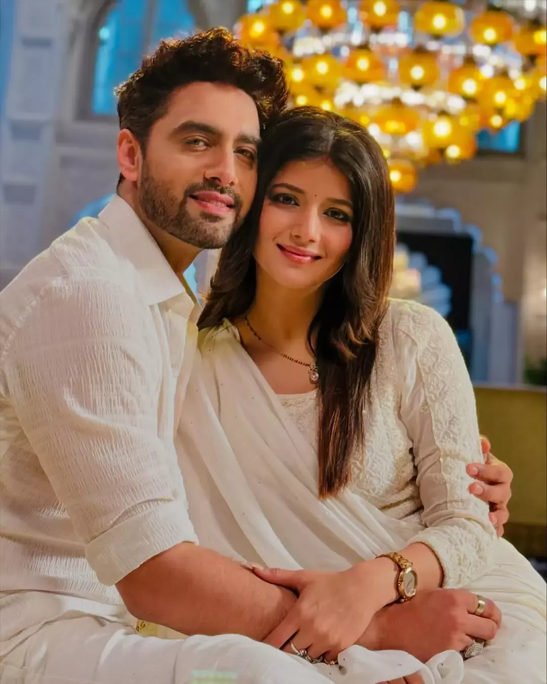 Yeh Rishta Kya Kehlata Hai Spoiler: चारू और अभीर का फूटेगा भांडा, माथा पीटेगी अभिरा...