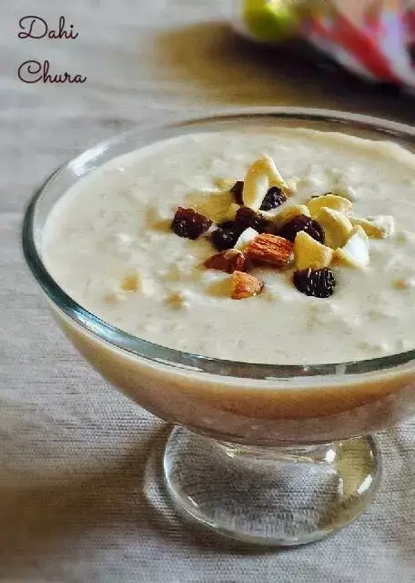 Dahi-Chuda Khane Ke Fayde: गोल्डन काॅम्बिनेशन कहलाता है दही-चूड़ा का मेल, विटामिन बी-12 की नहीं होने देता कमी, जानिए कमाल के फायदे...
