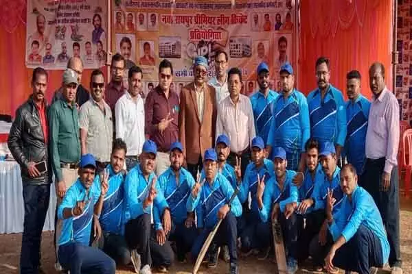 Nava Raipur: NPL में जीएडी मंत्रालय और पर्यावरण विभाग के बीच रोमांचक मुकाबला, वासुदेव ने आक्रामक 36 रन बनाकर पर्यावरण विभाग को दिलाई जीत Nava Raipur: NPL में जीएडी मंत्रालय और पर्यावरण विभाग के बीच रोमांचक मुकाबला, वासुदेव ने आक्रामक 36 रन बनाकर पर्यावरण विभाग को दिलाई जीत