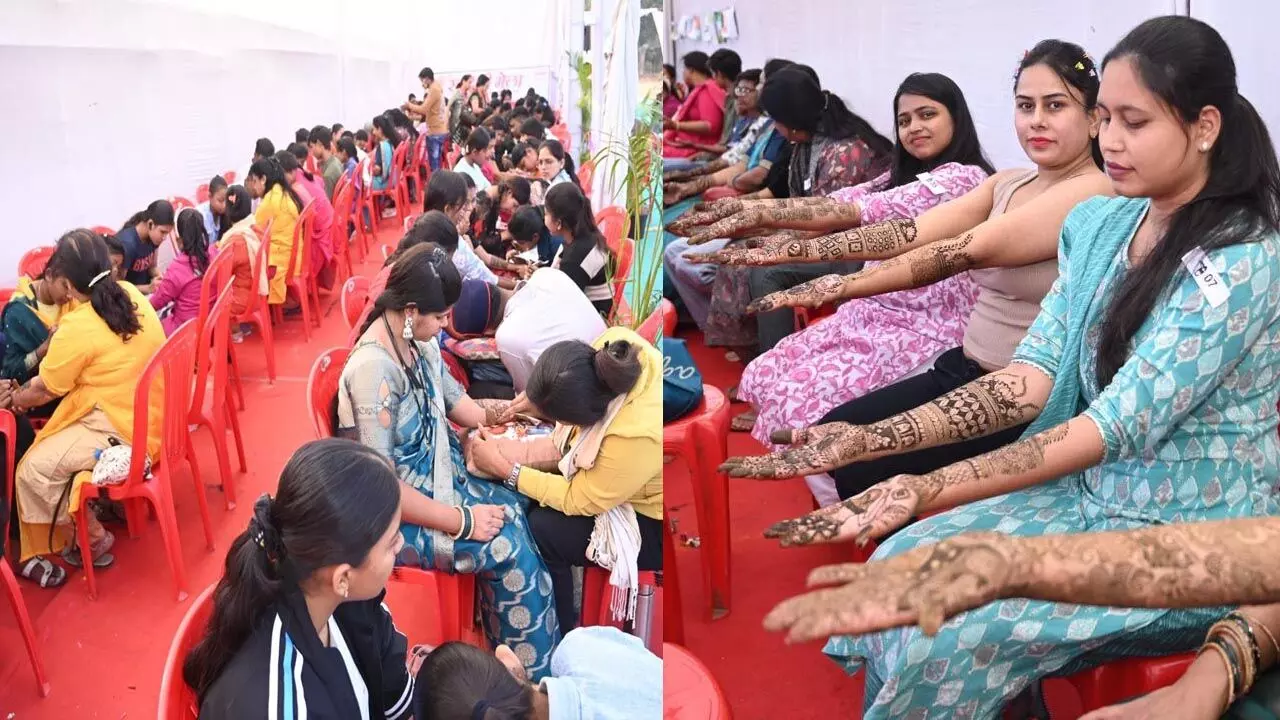 Raipur Swadeshi Mela: नववर्ष का जश्न माना स्वदेशी मेला में सिपहसालारों ने छेड़ा मधुर राग, स्वदेशी मेला का कल होगा समापन... Raipur Swadeshi Mela: नववर्ष का जश्न माना स्वदेशी मेला में सिपहसालारों ने छेड़ा मधुर राग, स्वदेशी मेला का कल होगा समापन...