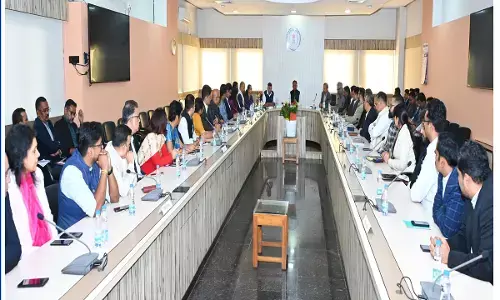 Chhattisgarh News: नए साल के पहले दिन अफसरों को दो टूक, सचिवों और विभागाध्यक्षों बैठक में CM विष्णुदेव बोले-प्रशासनिक काम-काज में ढिलाई बर्दाश्त नहीं...