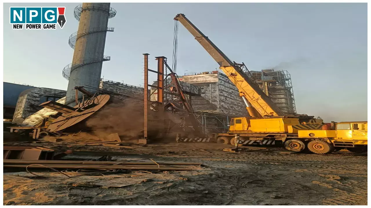 Mungeli Chimney Collapse: मुंगेली प्लांट हादसा: 200 टन गरम राख के नीचे दफन हो गए मजदूर, चार की हुई मौत