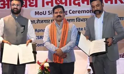 तकनीकी शिक्षा और सीएसआरबॉक्स फाउंडेशन, सीआईआई यंग इंडियंस और अपनाटेक प्राइवेट लिमिटेड के मध्य हुआ एमओयू