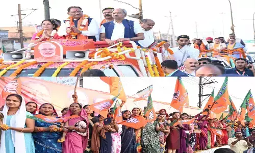 CM Vishnudeo Sai: रायपुर में CM विष्णुदेव साय का विशाल रोड शो, बोले-रायपुर शहर के विकास की जिम्मेदारी हमारे कंधों पर छोड़िए
