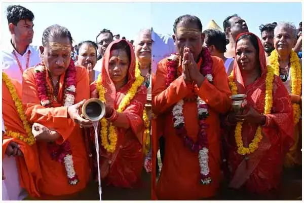 Prayagraj Maha Kumbh 2025: मुख्यमंत्री विष्णु देव ने त्रिवेणी संगम में किया पुण्य स्नान, प्रदेशवासियों की सुख-समृद्धि की कामना की