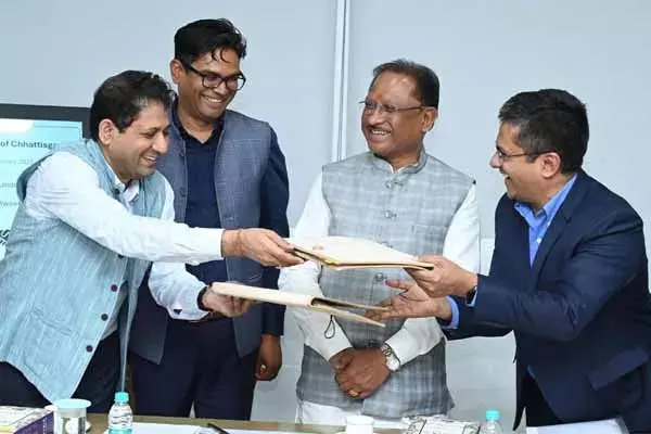 Chhattisgarh News: सीईजीआईएस और टीआरआई के बीच एमओयू: प्रशासनिक पारदर्शिता, वित्तीय अनुशासन और नीति-निर्माण में होगा क्रांतिकारी सुधार