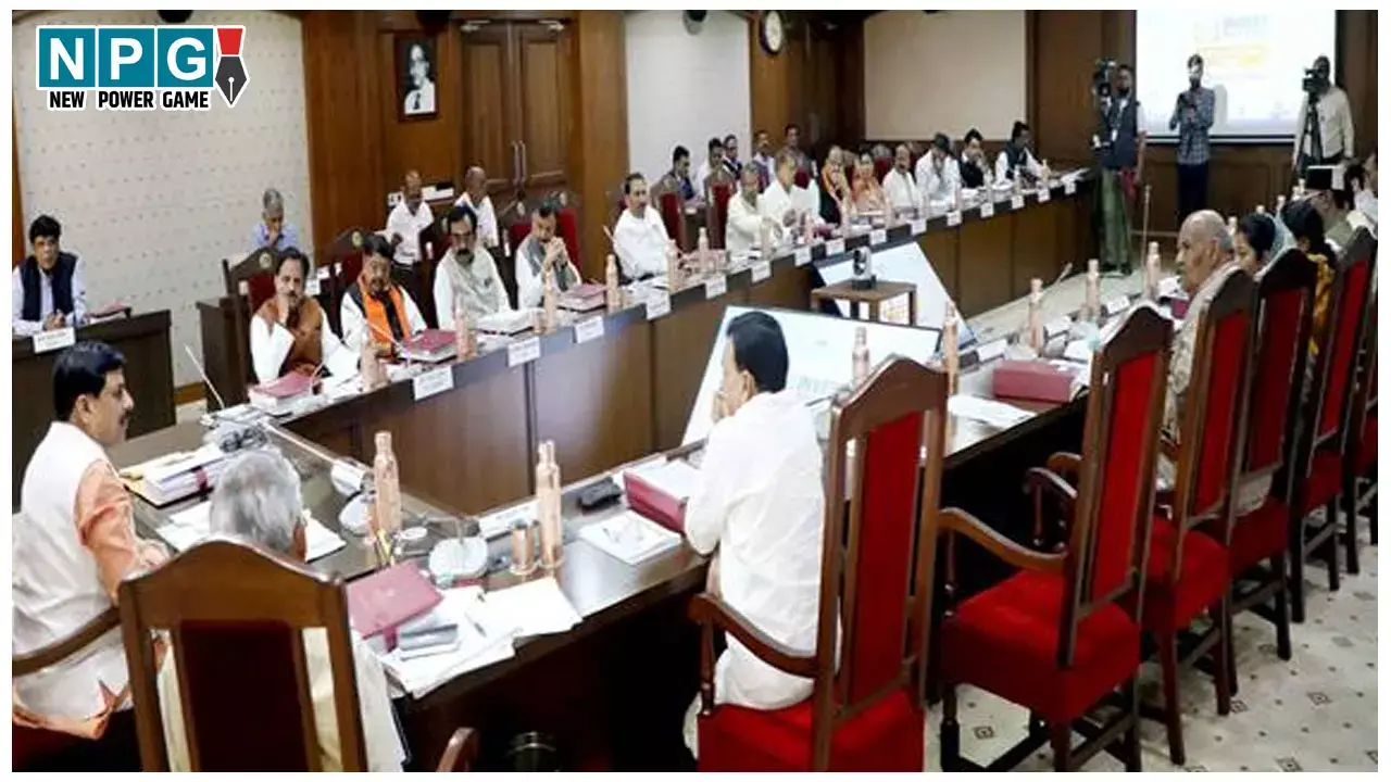 MP Cabinet Meeting: मोहन यादव सरकार की कैबिनेट बैठक का बड़ा फैसला, इलेक्ट्रिक वाहन नीति समेत इन प्रस्तावों को मिली मंजूरी MP Cabinet Meeting: मोहन यादव सरकार की कैबिनेट बैठक का बड़ा फैसला, इलेक्ट्रिक वाहन नीति समेत इन प्रस्तावों को मिली मंजूरी