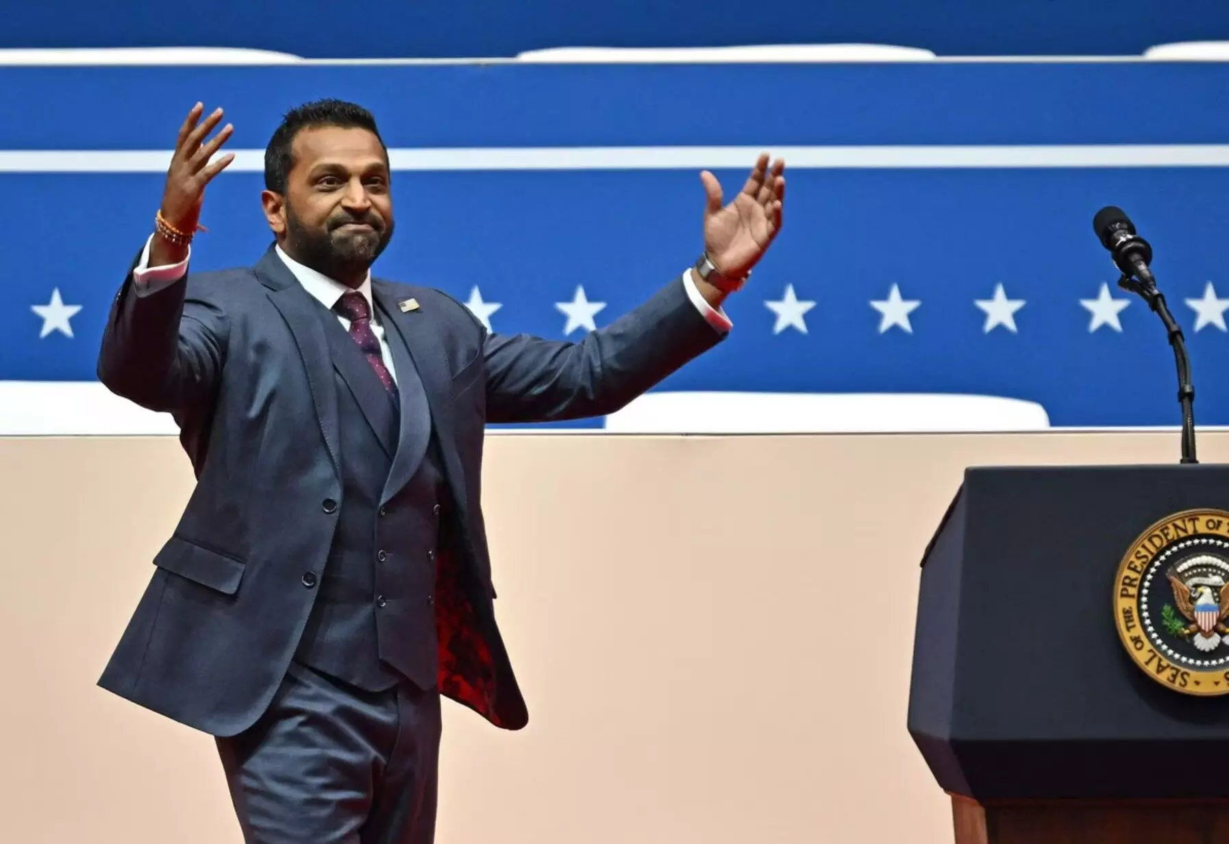 New FBI Director Kash Patel: बड़ी खबर! ट्रंप ने भारतीय मूल के काश पटेल को FBI का नया बॉस बनाया – जानिए कौन हैं ये खास शख्स?