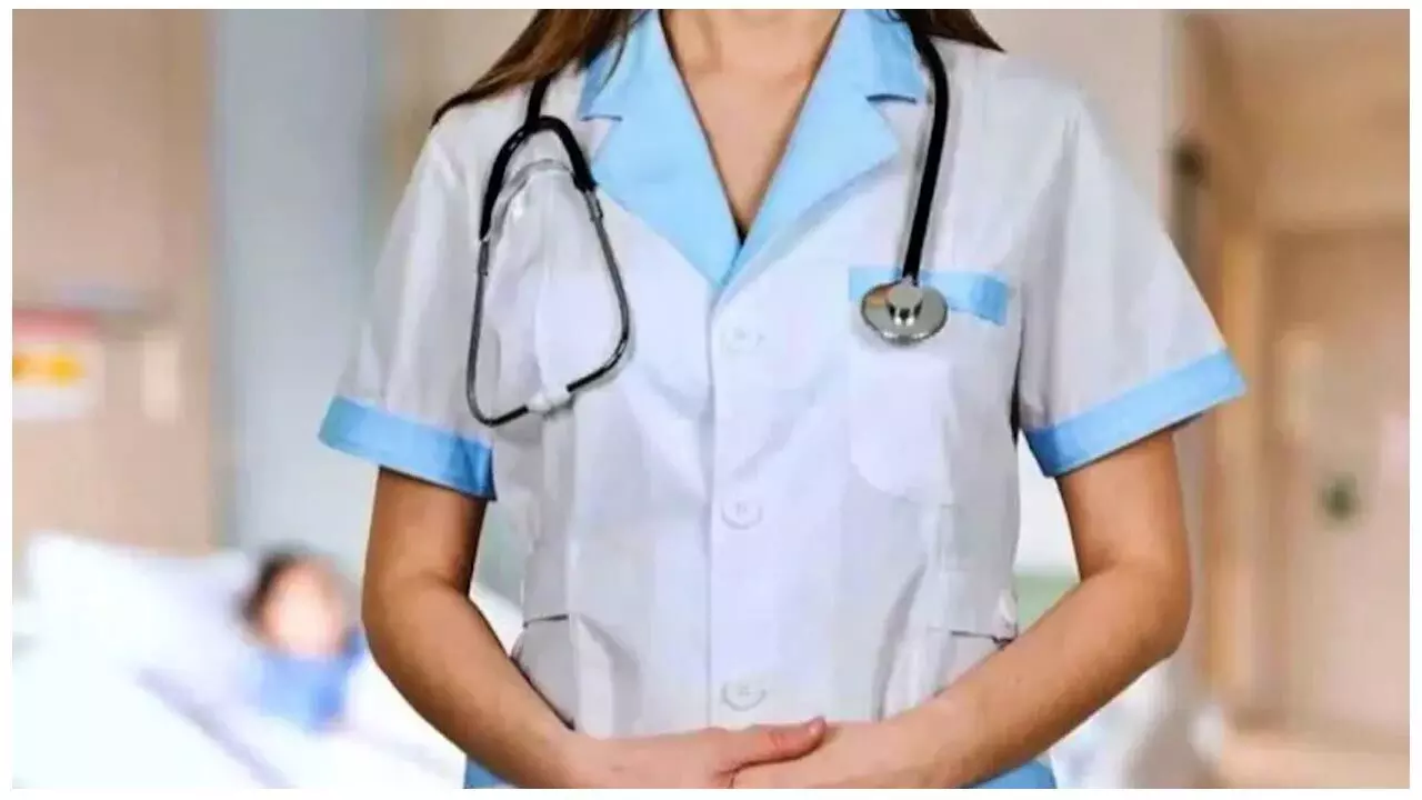CG Doctor News: जूनियर डॉक्टर से यौन उत्पीड़न और छेड़छाड़: सिम्स के डॉक्टर के खिलाफ दर्ज हुआ एफआईआर... CG Doctor News: जूनियर डॉक्टर से यौन उत्पीड़न और छेड़छाड़: सिम्स के डॉक्टर के खिलाफ दर्ज हुआ एफआईआर...