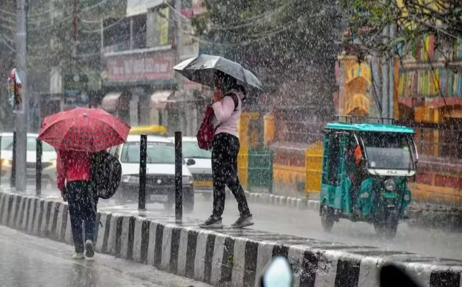 Aaj ka Mausam 28 February 2025: उत्तर भारत में बारिश-बर्फबारी का अलर्ट, दक्षिण में गर्मी का कहर – IMD ने जारी की चेतावनी! Aaj ka Mausam 28 February 2025: उत्तर भारत में बारिश-बर्फबारी का अलर्ट, दक्षिण में गर्मी का कहर – IMD ने जारी की चेतावनी!