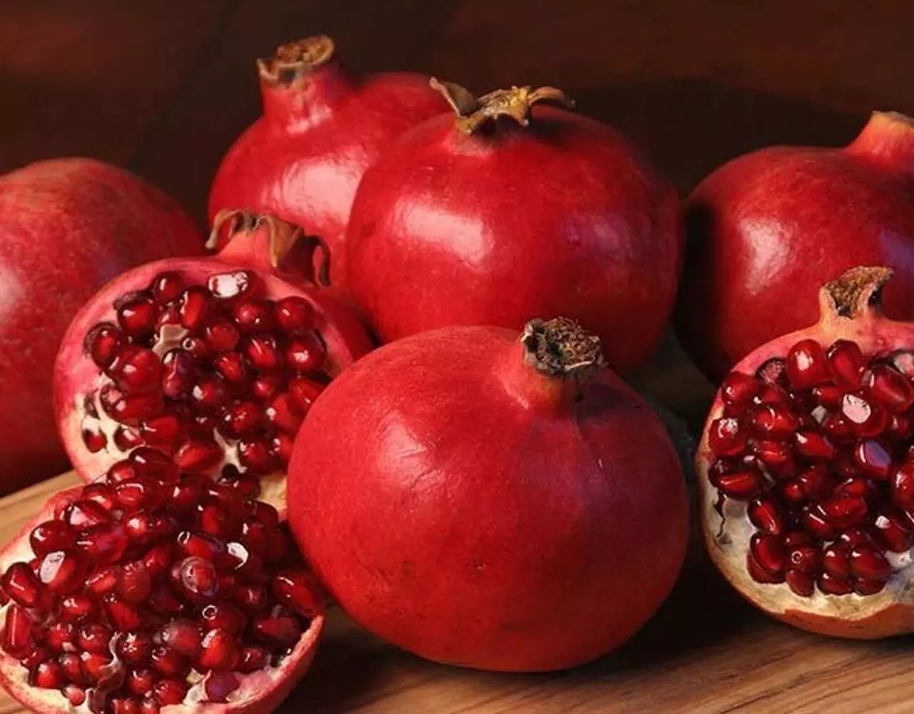 Health Benefits Of Pomegranate: अनार नहीं होने देगा बीमार
