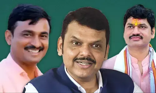 Beed Sarpanch Murder Case: देवेंद्र फडणवीस का बड़ा आदेश, मंत्री धनंजय मुंडे का इस्तीफा, जानिए इस राजनीतिक ड्रामे का सच!