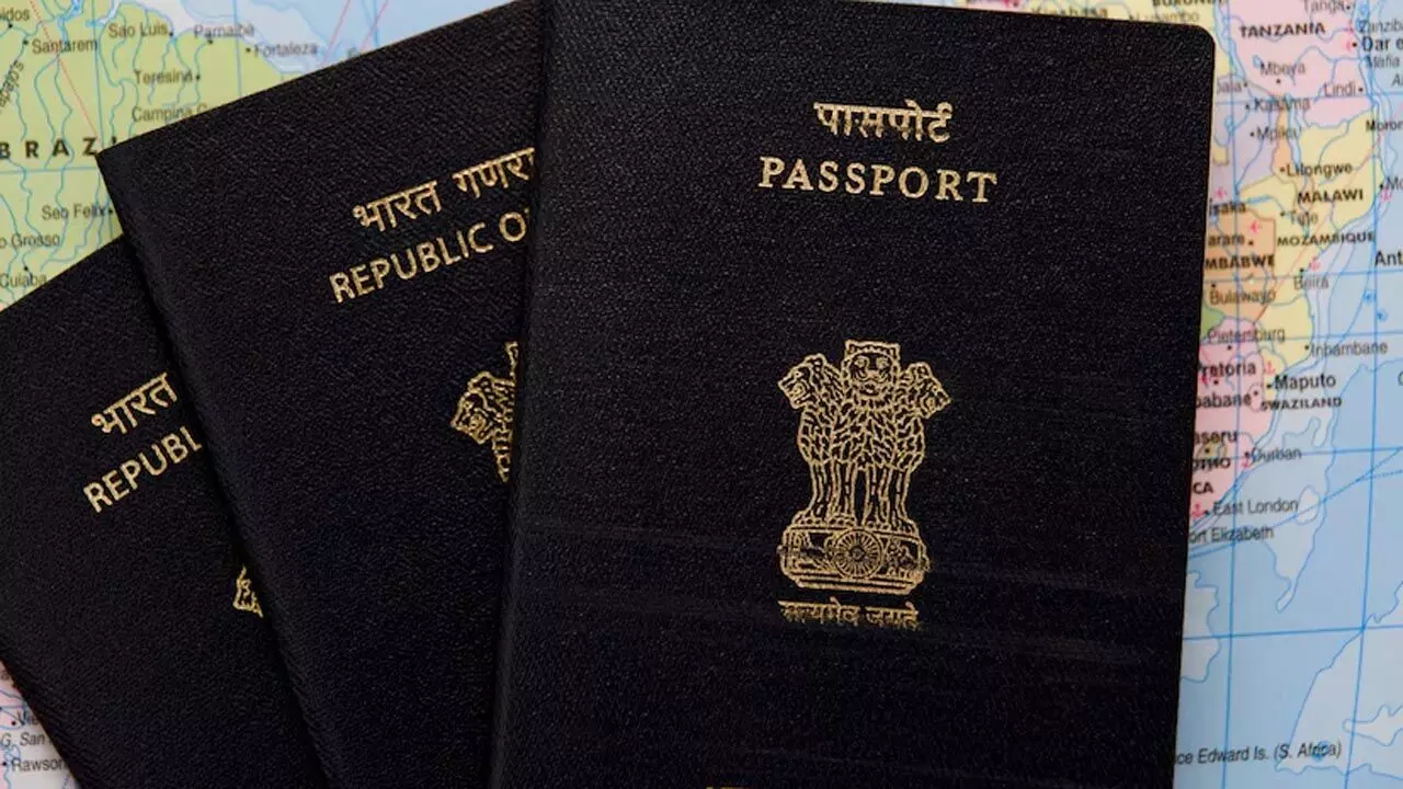 पासपोर्ट में गलती कैसे सुधारें, 10 दिन में ठीक हो जाएगी गलती, जानिए क्या है पूरा प्रोसेस पासपोर्ट में गलती कैसे सुधारें, 10 दिन में ठीक हो जाएगी गलती, जानिए क्या है पूरा प्रोसेस