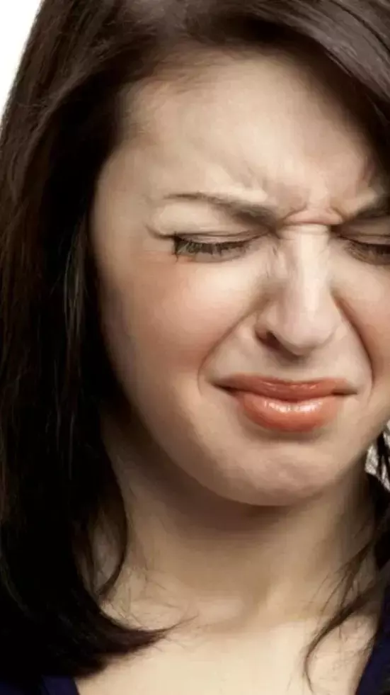 Liver Kharab Hone Ke Lakshan: ये लक्षण बताते हैं कि लिवर हो रहा है खराब! आपके साथ तो नहीं ये दिक्कतें?