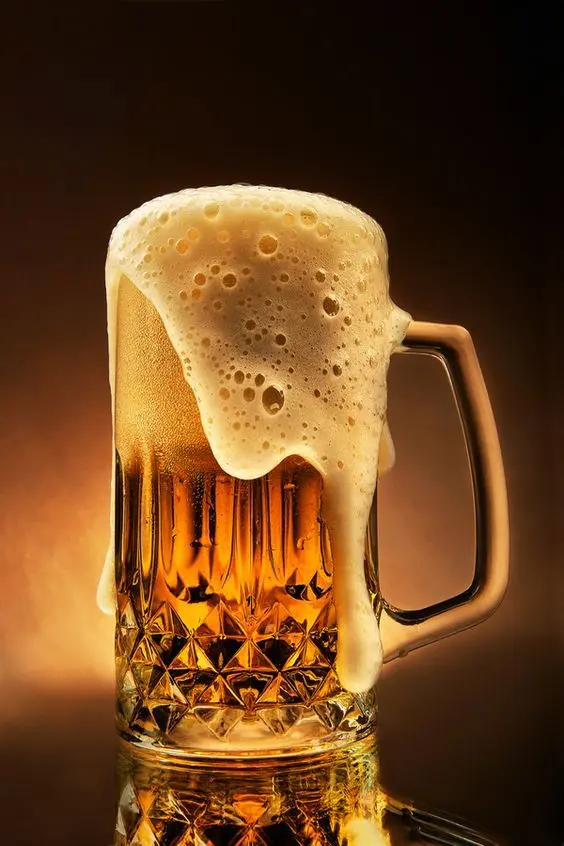Beer Pine ke Fayde: क्या बियर पीना सेहत के लिए फायदेमंद होता है?