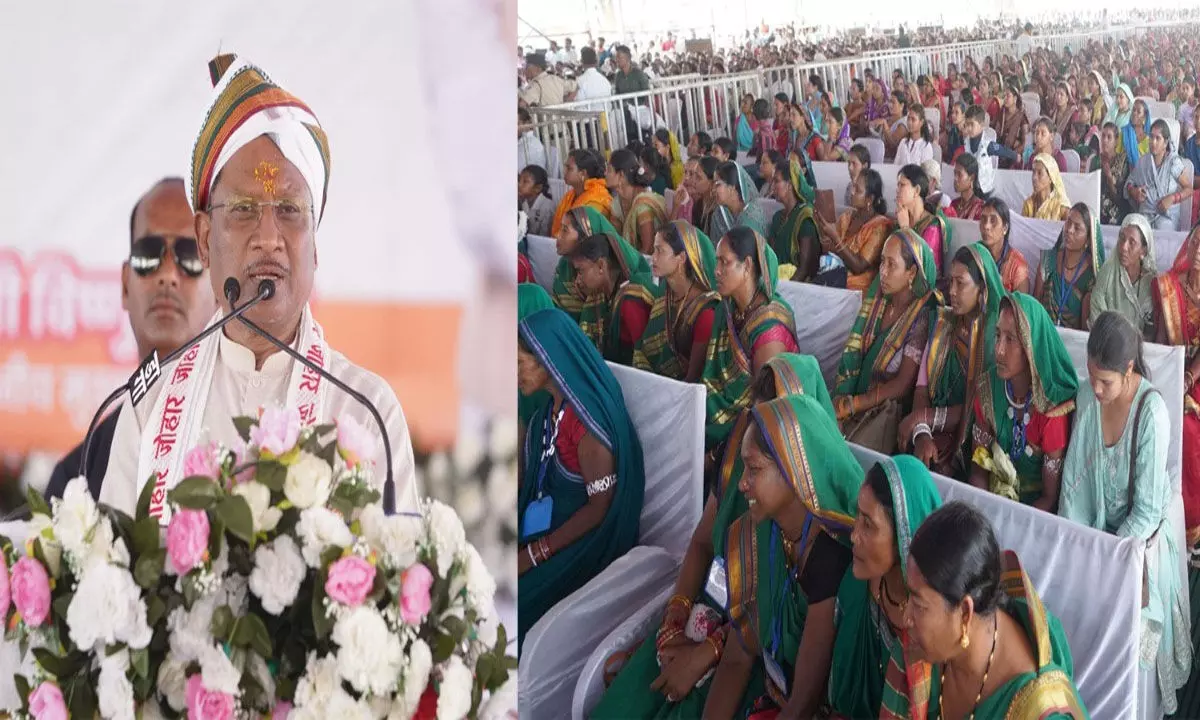 कंवर-पैकरा समाज की नवनिर्वाचित जनप्रतिनिधियों के सम्मान समारोह में शामिल हुए मुख्यमंत्री, धमतरी में कंवर समाज भवन के लिए 50 लाख रुपए की घोषणा कंवर-पैकरा समाज की नवनिर्वाचित जनप्रतिनिधियों के सम्मान समारोह में शामिल हुए मुख्यमंत्री, धमतरी में कंवर समाज भवन के लिए 50 लाख रुपए की घोषणा