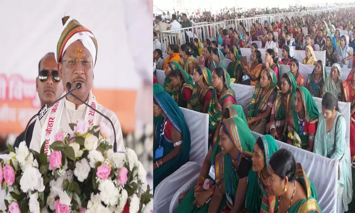 कंवर-पैकरा समाज की नवनिर्वाचित जनप्रतिनिधियों के सम्मान समारोह में शामिल हुए मुख्यमंत्री, धमतरी में कंवर समाज भवन के लिए 50 लाख रुपए की घोषणा कंवर-पैकरा समाज की नवनिर्वाचित जनप्रतिनिधियों के सम्मान समारोह में शामिल हुए मुख्यमंत्री, धमतरी में कंवर समाज भवन के लिए 50 लाख रुपए की घोषणा