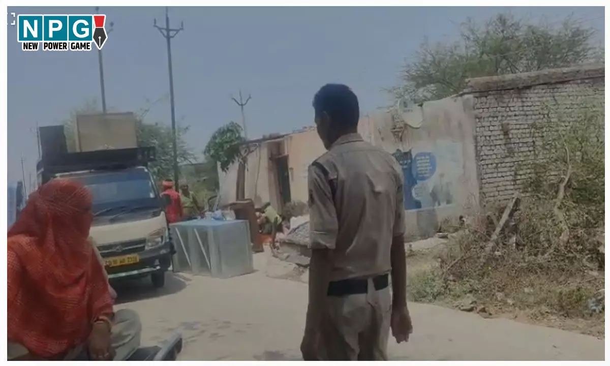 CG: 10 एकड़ सरकारी जमीन पर अतिक्रमण, 23 लोगों के मकान पर चला बुलडोजर CG: 10 एकड़ सरकारी जमीन पर अतिक्रमण, 23 लोगों के मकान पर चला बुलडोजर